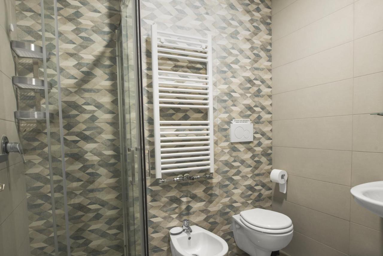 Acquaviva Apartments Napoli Bagian luar foto